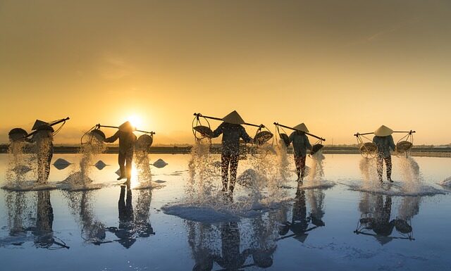 Po co dodaje się sól do kawy?