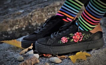 Jak się mówi na buty sneakersy?